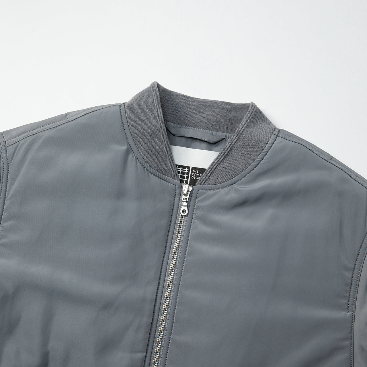 ボンバーパデッドジャケット