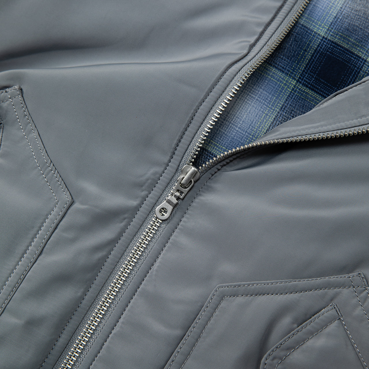 ボンバーパデッドジャケット