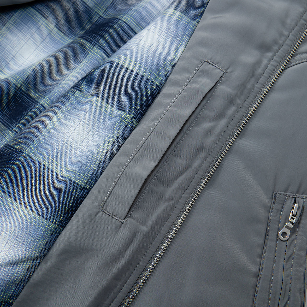 ボンバーパデッドジャケット