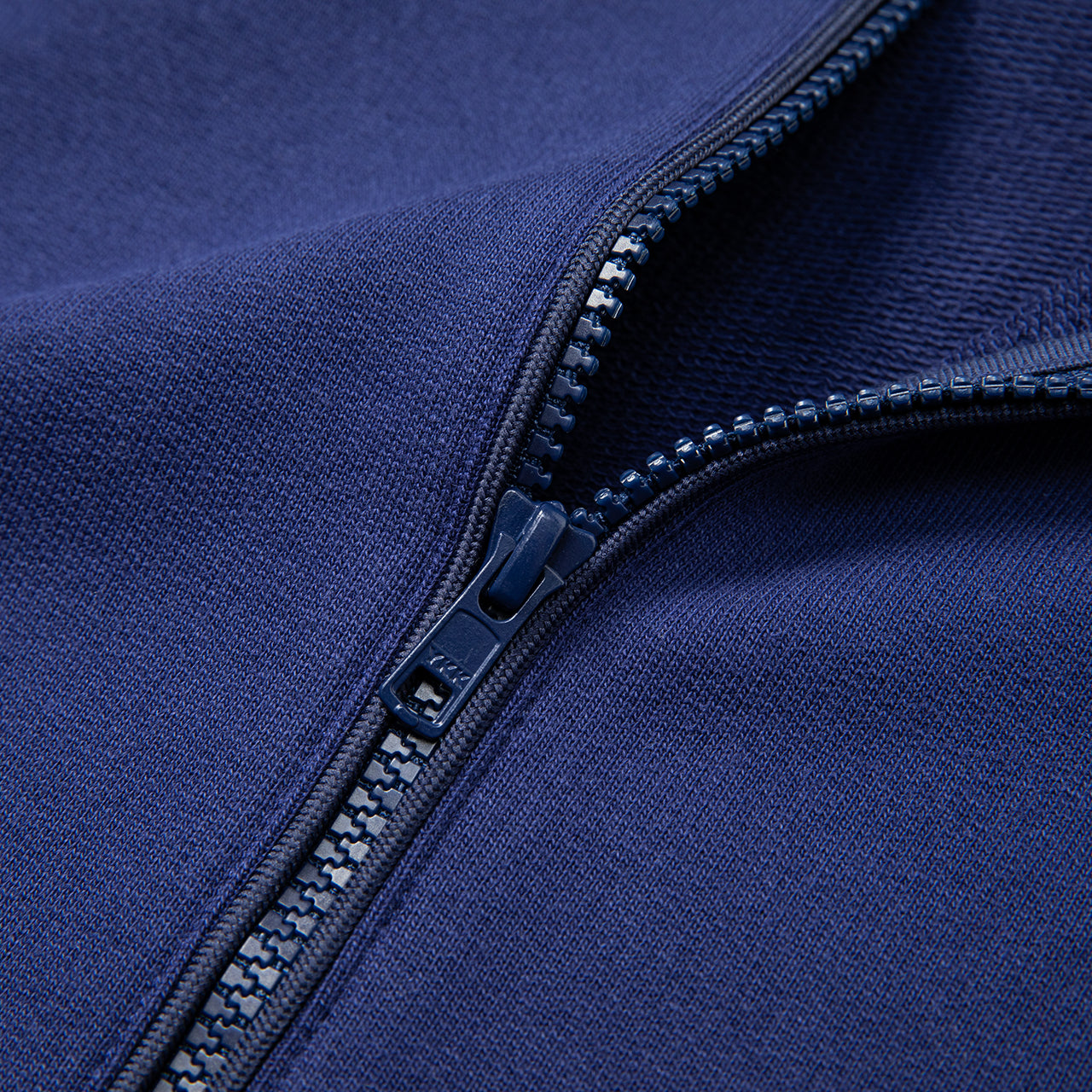 ウィメンズ ニットポケット ジップアップ