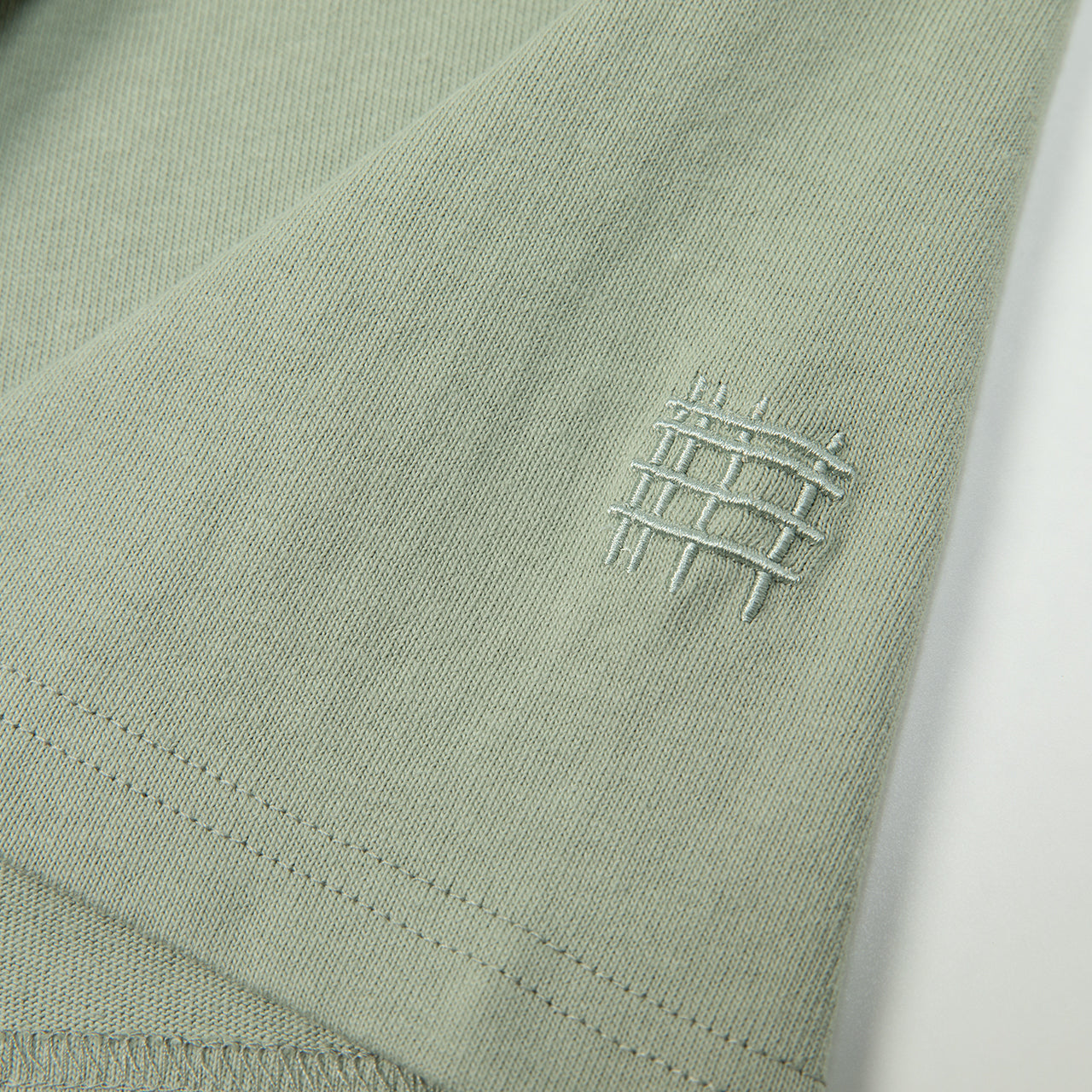 オーバーサイズトラッククルーTシャツ