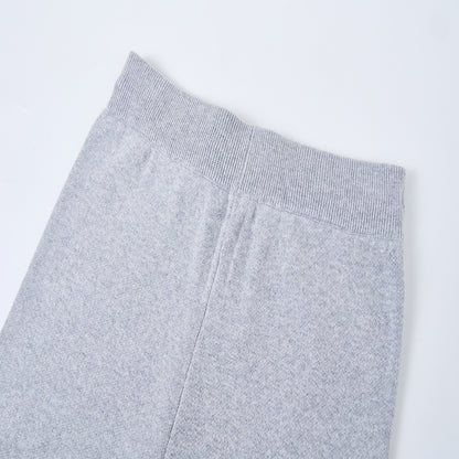 ニットパンツ